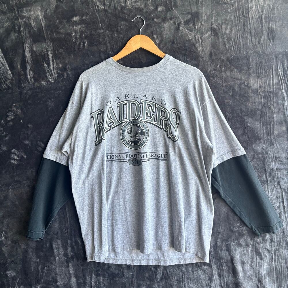 Vintage 2001 NFL Raiders Mock-layered T-Shirt Size XL Gray